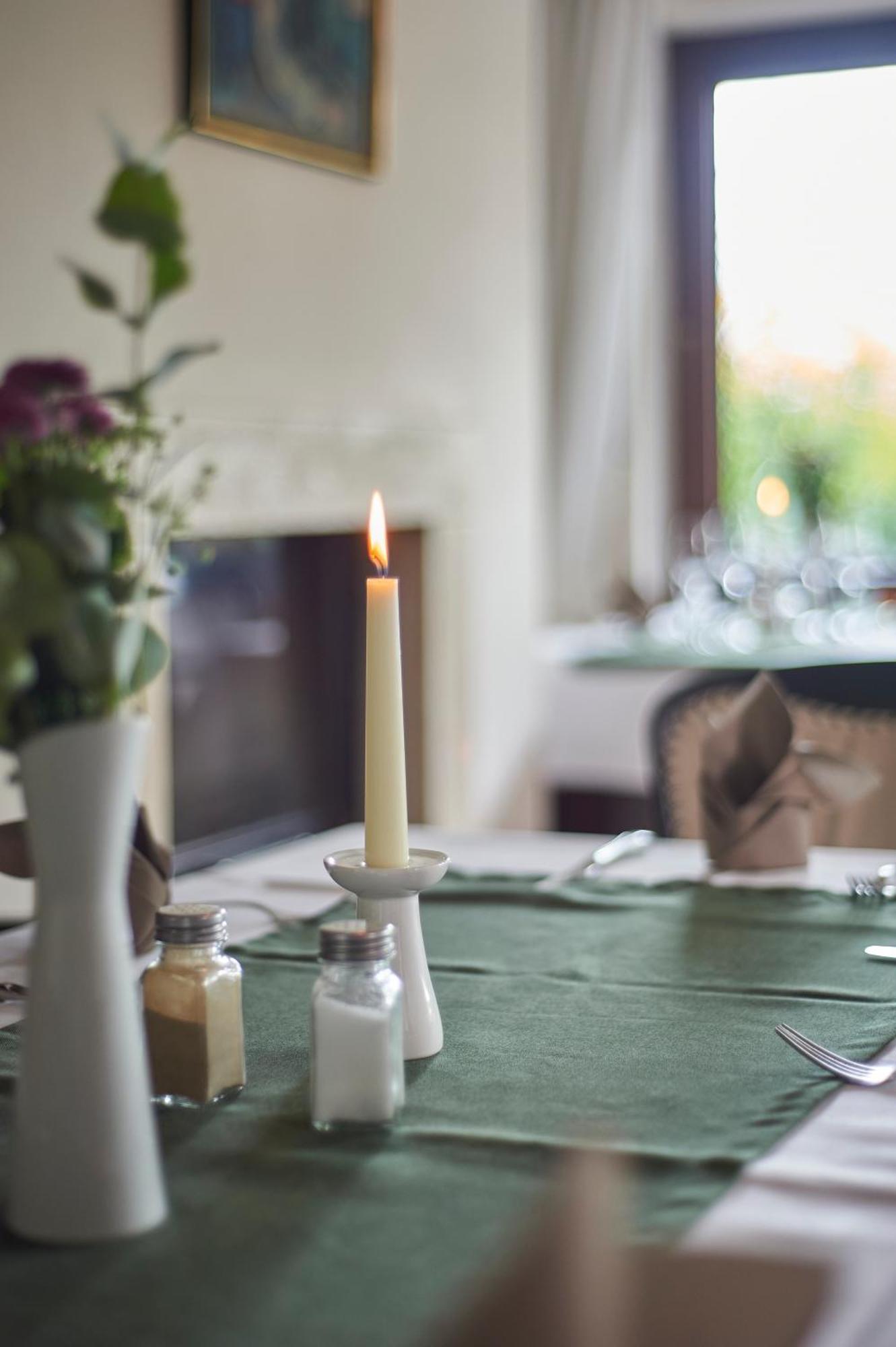 Hotel Restaurant Waldschloesschen Lienen Bagian luar foto