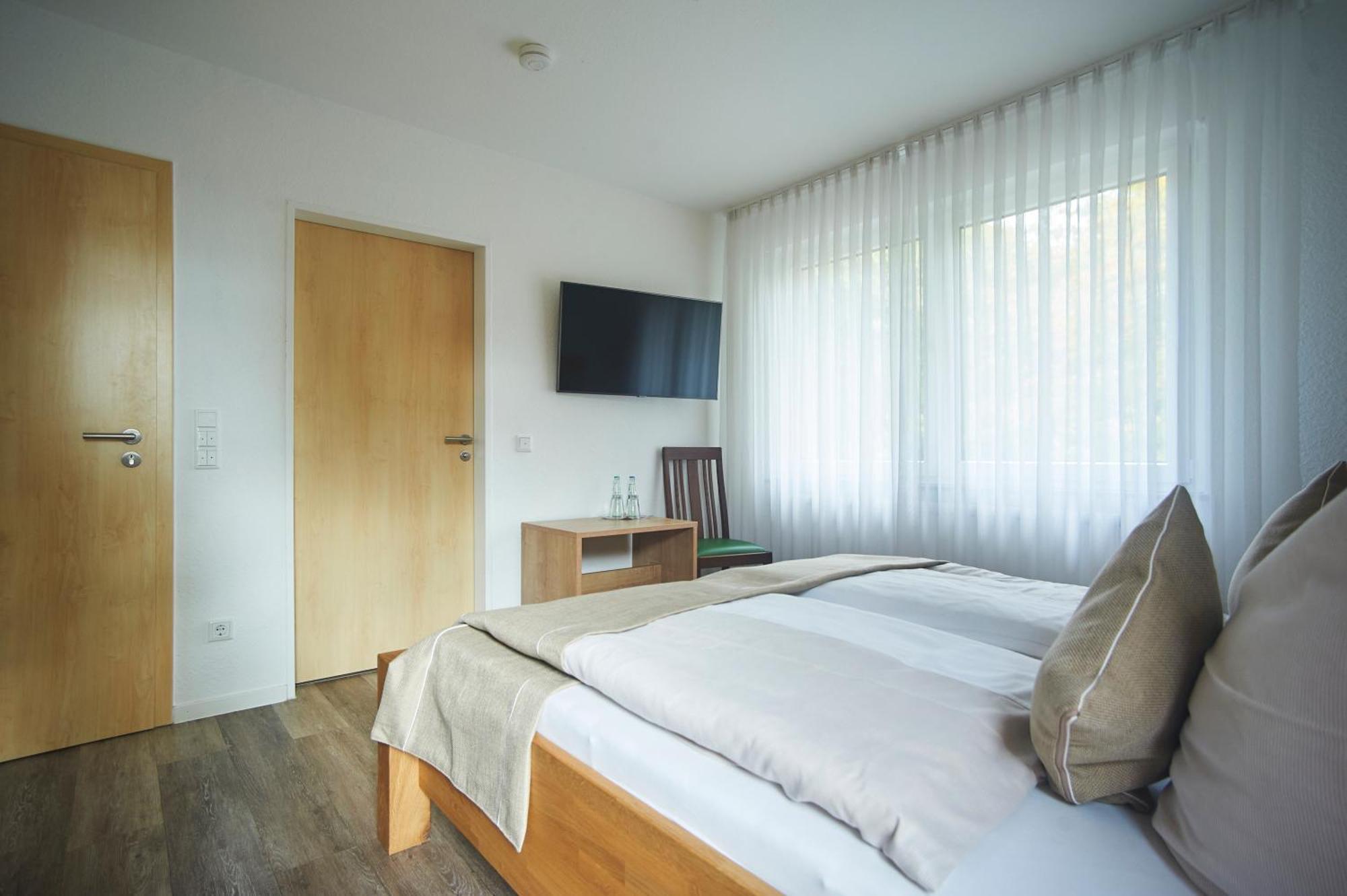Hotel Restaurant Waldschloesschen Lienen Bagian luar foto