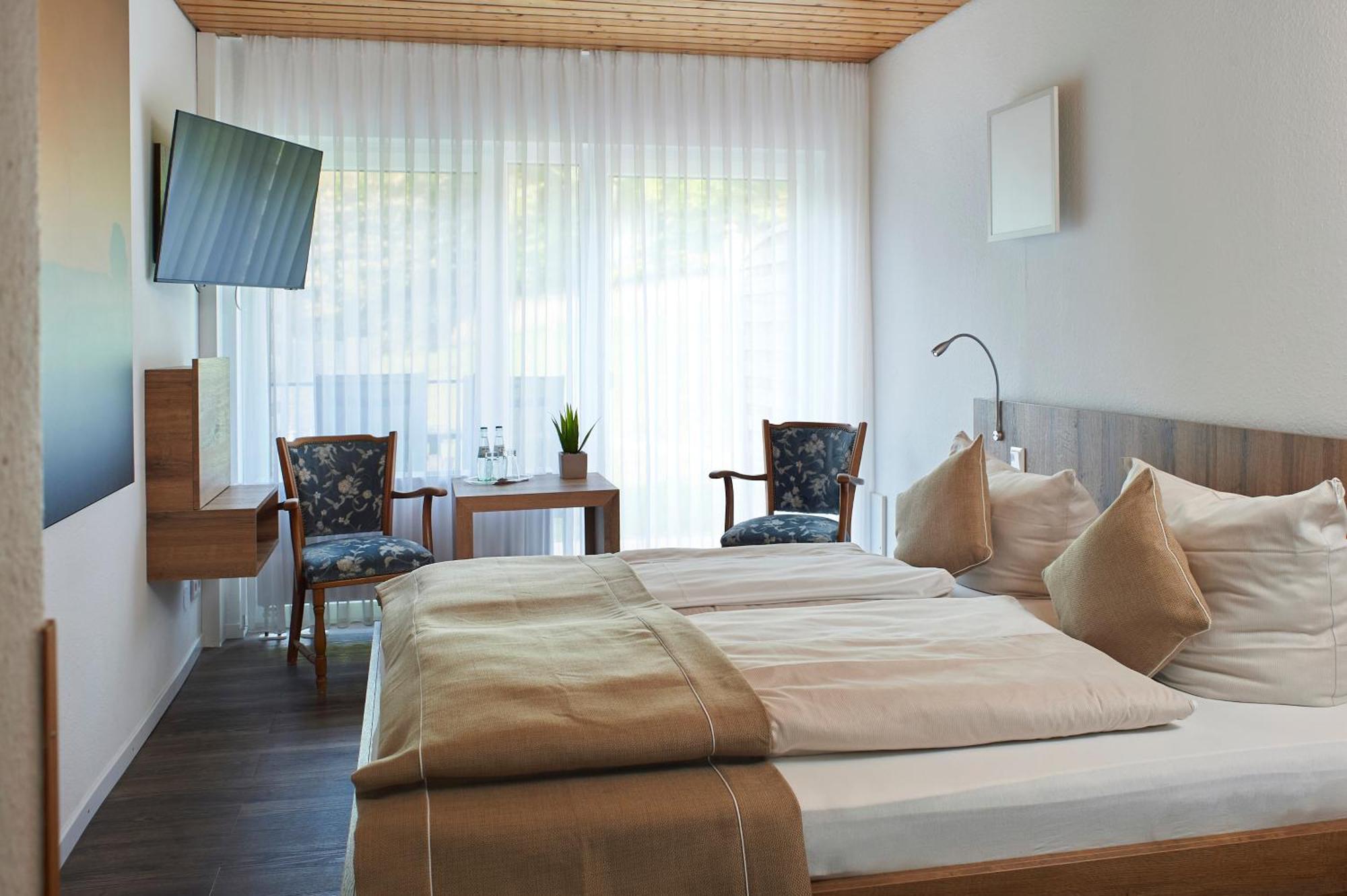 Hotel Restaurant Waldschloesschen Lienen Bagian luar foto