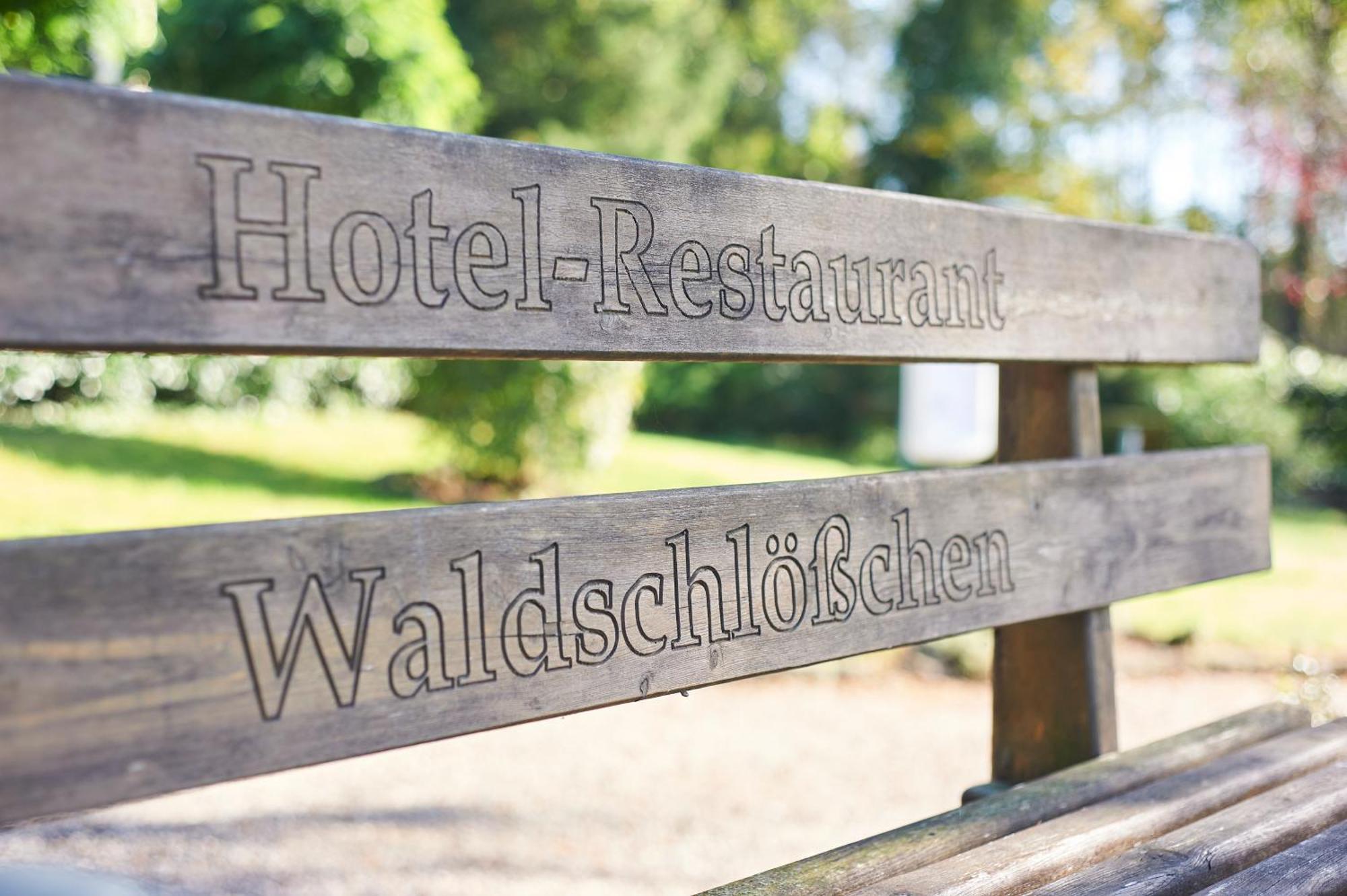 Hotel Restaurant Waldschloesschen Lienen Bagian luar foto