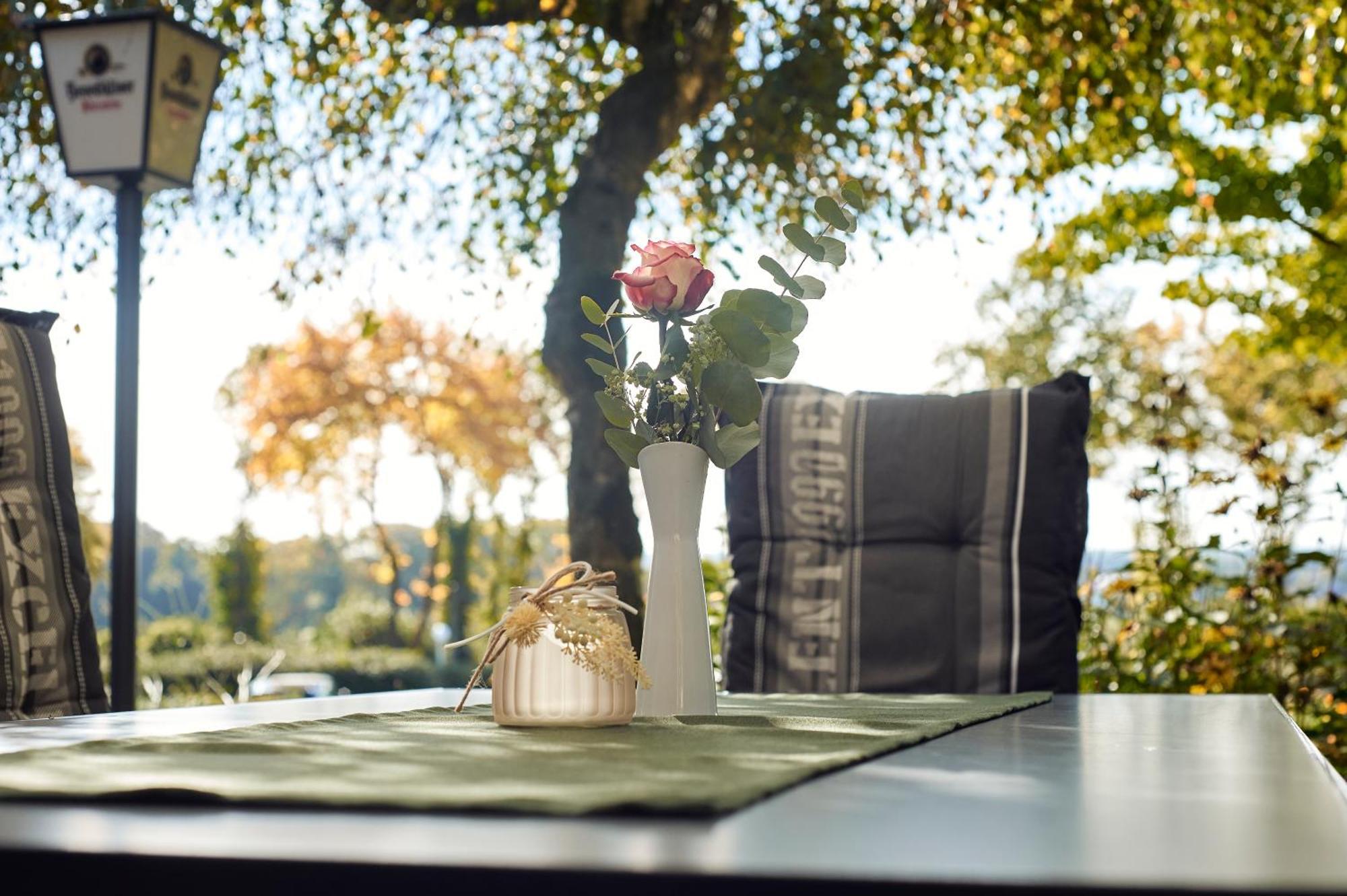 Hotel Restaurant Waldschloesschen Lienen Bagian luar foto