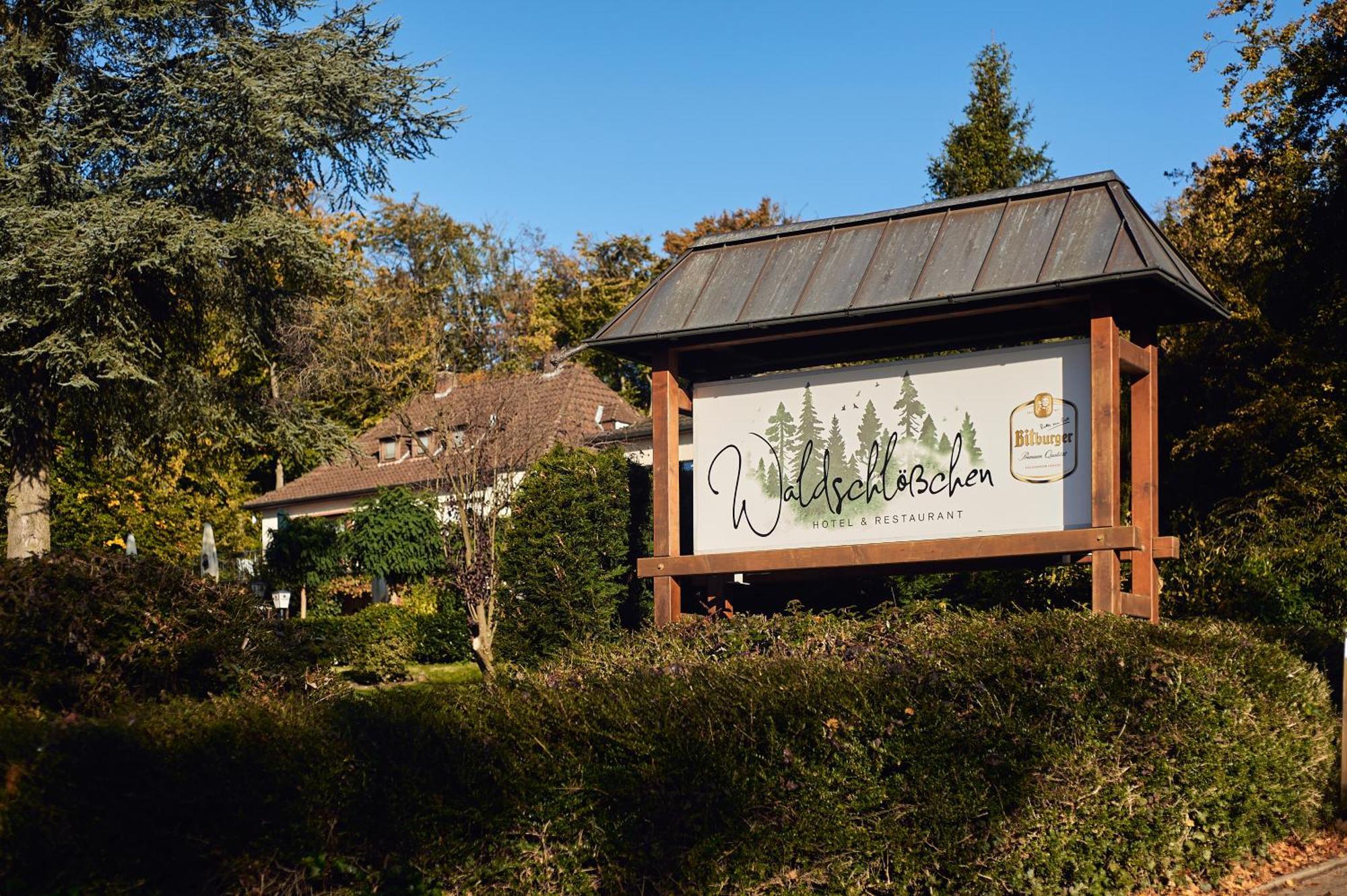 Hotel Restaurant Waldschloesschen Lienen Bagian luar foto